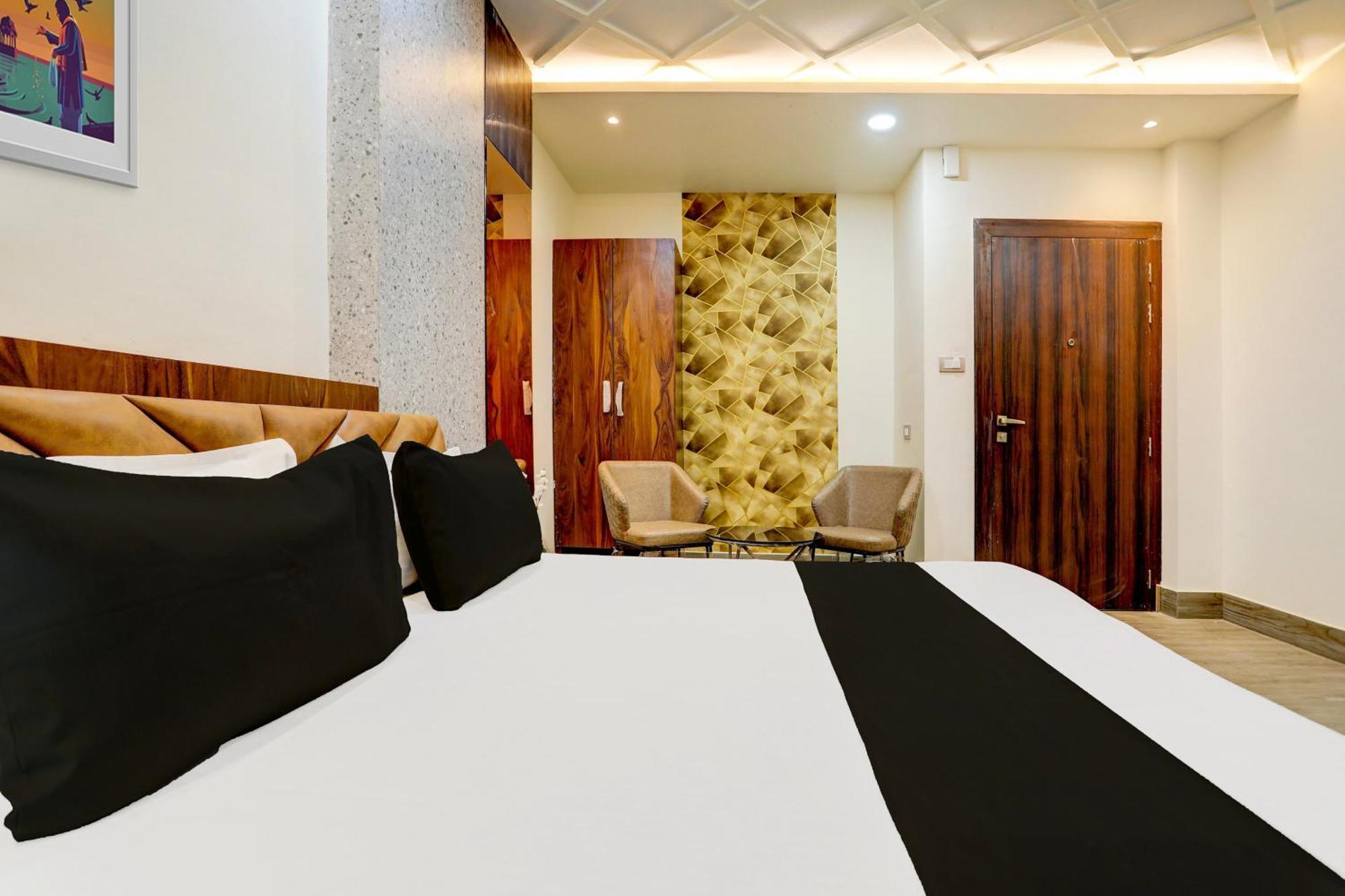 Hotel O Krishna Greens Kanpur Buitenkant foto