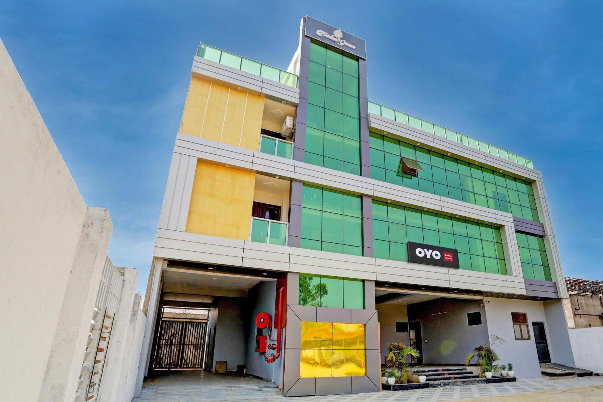 Hotel O Krishna Greens Kanpur Buitenkant foto